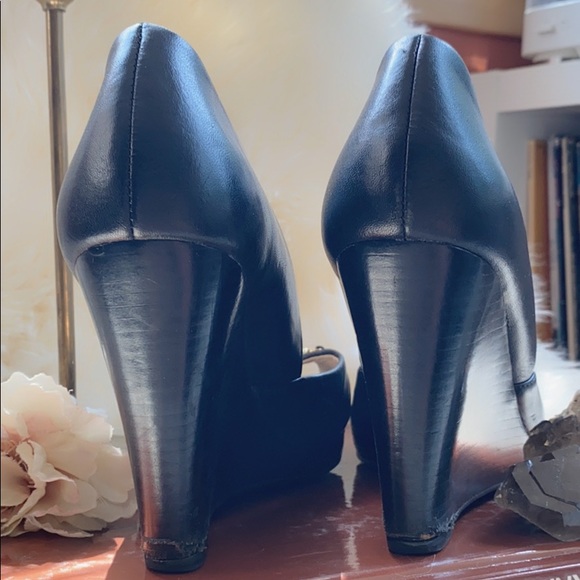 Michael by Michael Kors Open Toe Wedge, Black, 7M - Picture 8 of 9